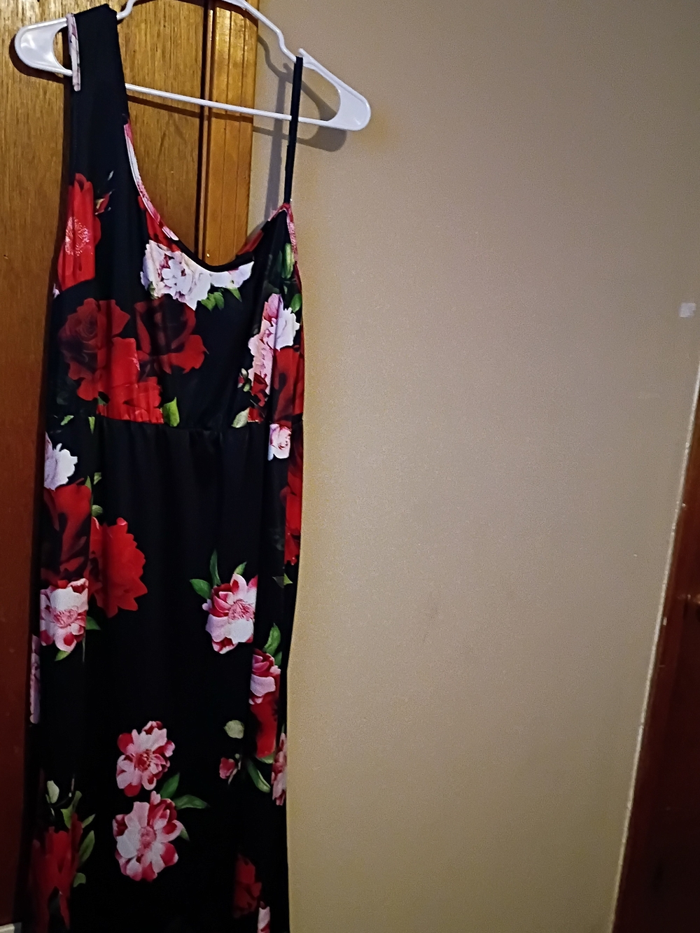 SHEIN Black One-Shoulder Maxi Dress with Red & Pink Floral Print